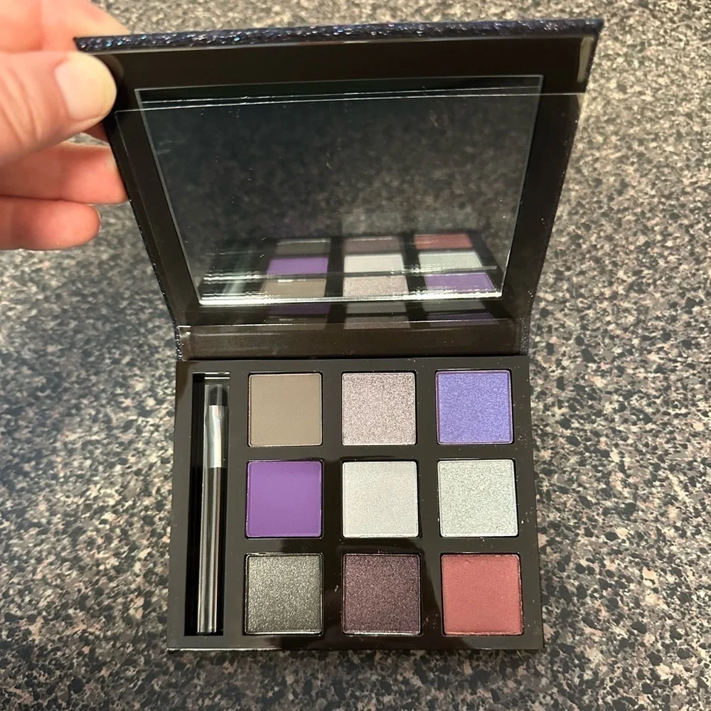Flesh Fleshcolor Starshine Eyeshadow Palette